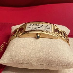 1740 Cartier Tank Américaine 18k solid gold watch